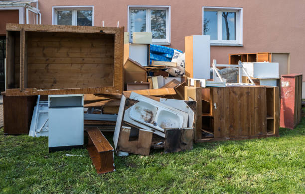 Best Yard Waste Removal  in North Bellport, NY